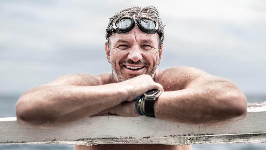 
		Extremschwimmer André Wiersig im Wasser
	